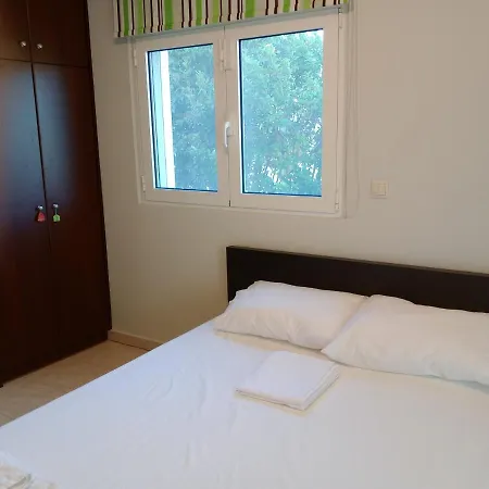 Green House Marathon - Greece Nea Makri Exterior photo