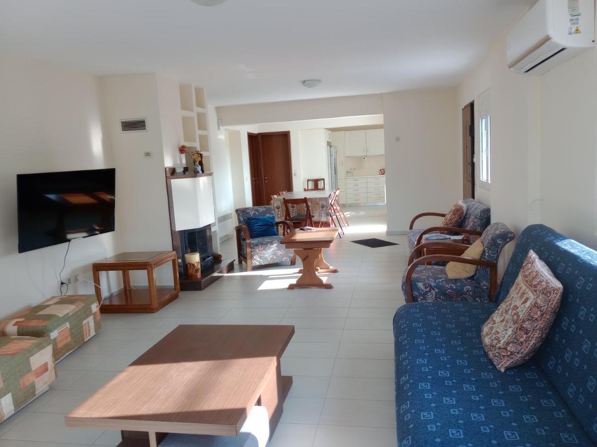 House Marathon - Greece Apartment *