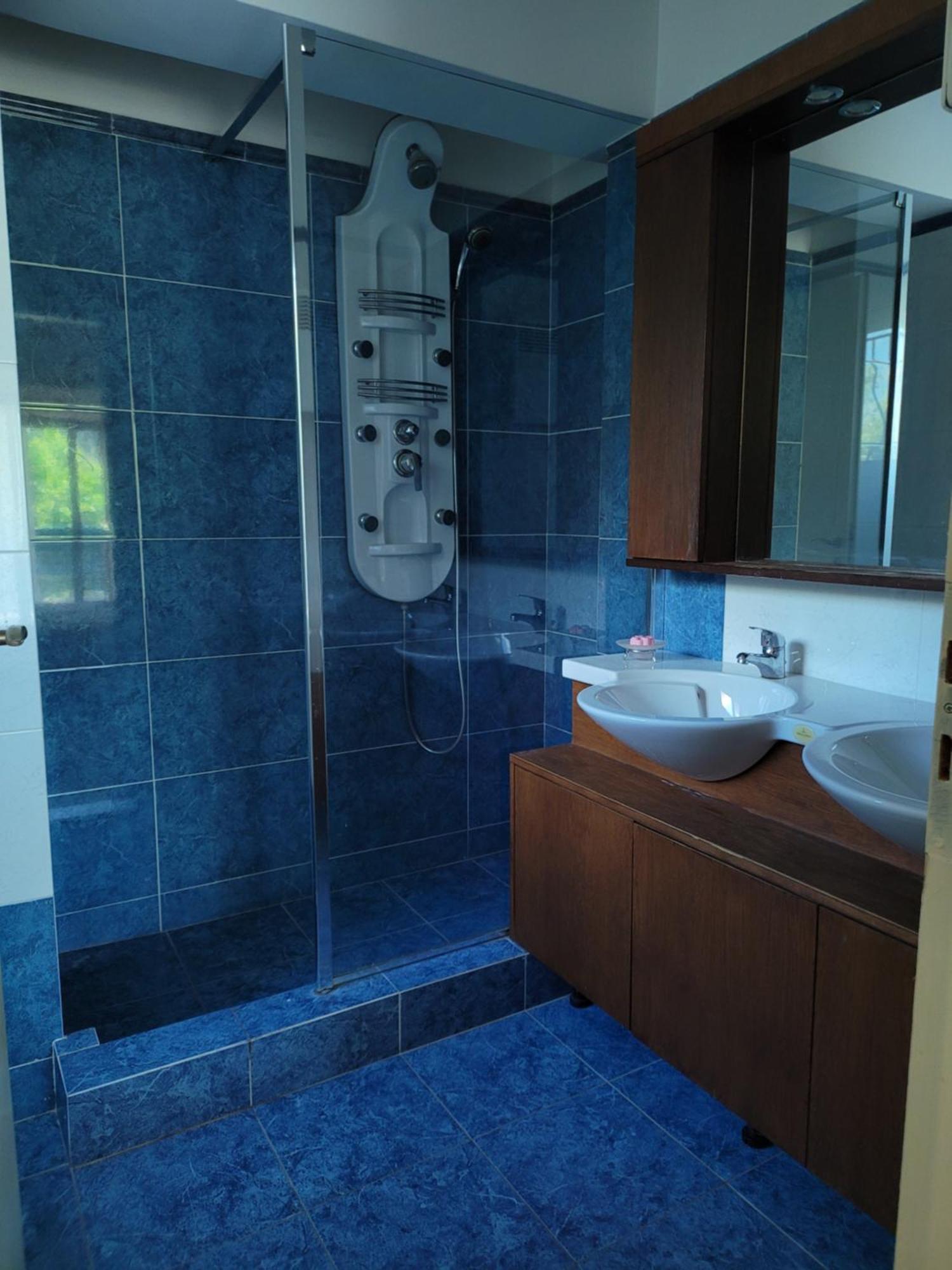 House Marathon - Greece Apartment